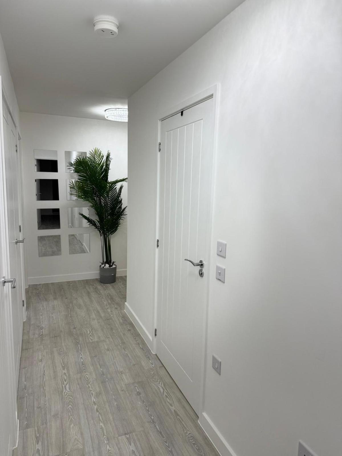 Serenity Waterfront 2 Bed Apartment Northfleet Екстериор снимка