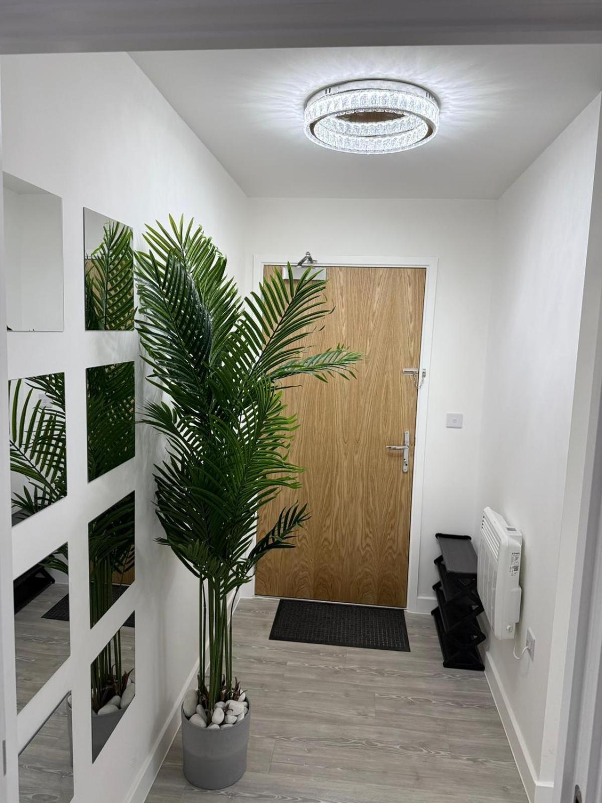Serenity Waterfront 2 Bed Apartment Northfleet Екстериор снимка