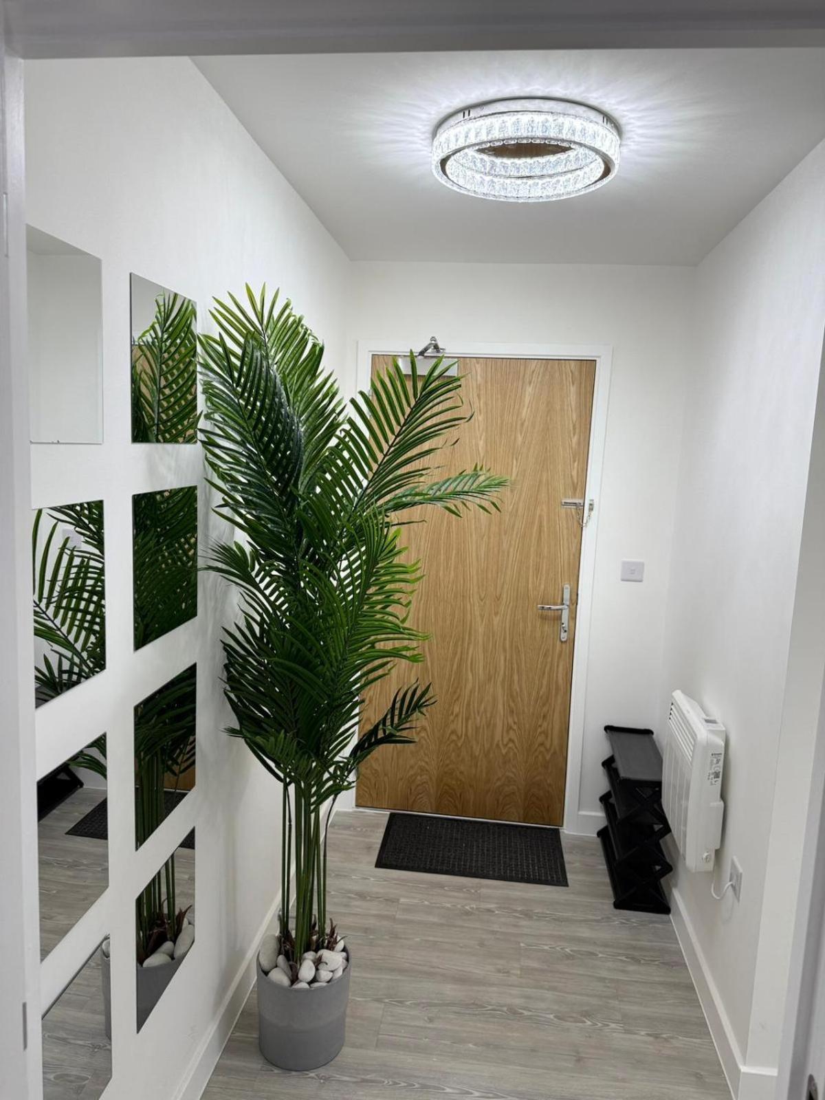 Serenity Waterfront 2 Bed Apartment Northfleet Екстериор снимка