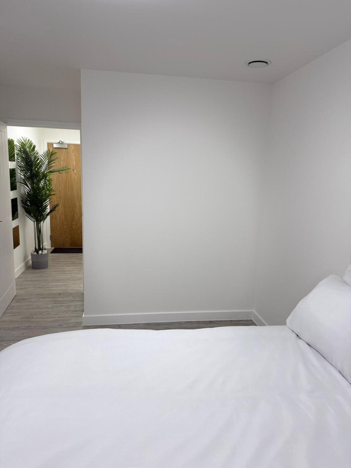Serenity Waterfront 2 Bed Apartment Northfleet Екстериор снимка