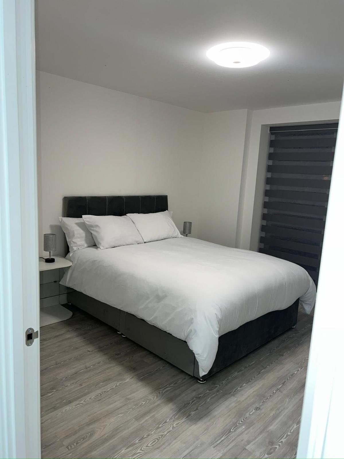 Serenity Waterfront 2 Bed Apartment Northfleet Екстериор снимка