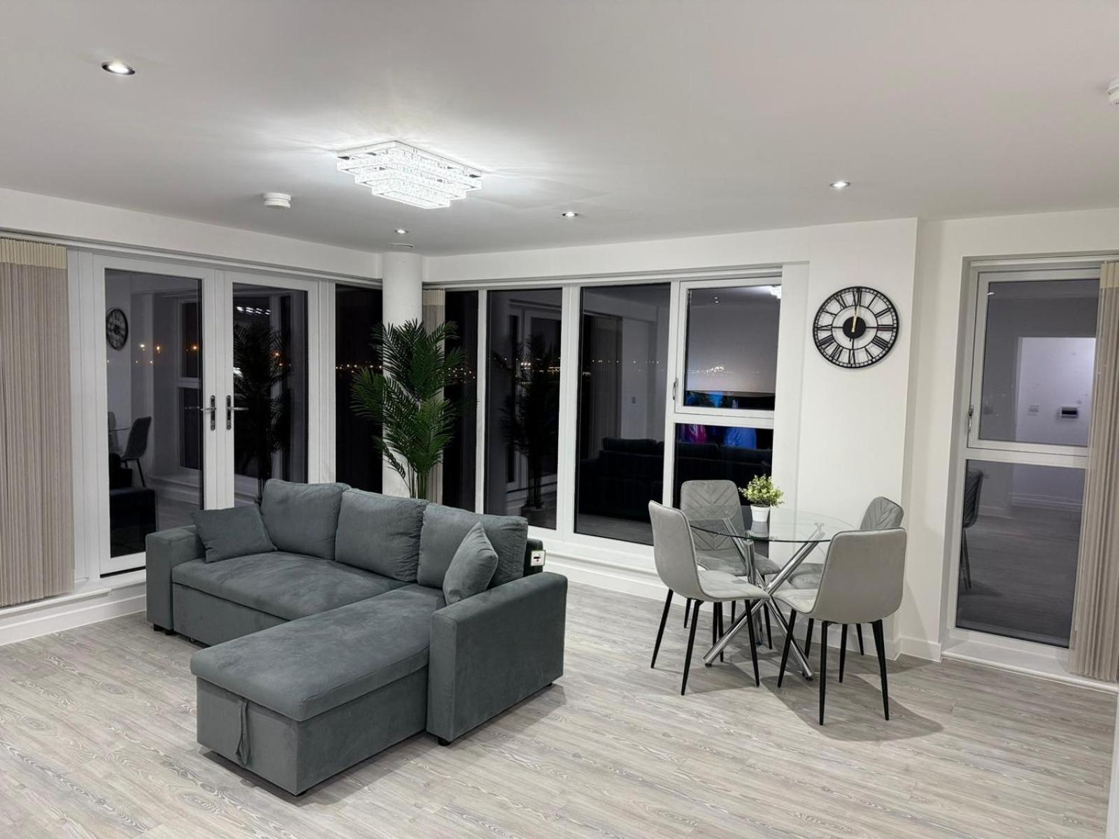 Serenity Waterfront 2 Bed Apartment Northfleet Екстериор снимка