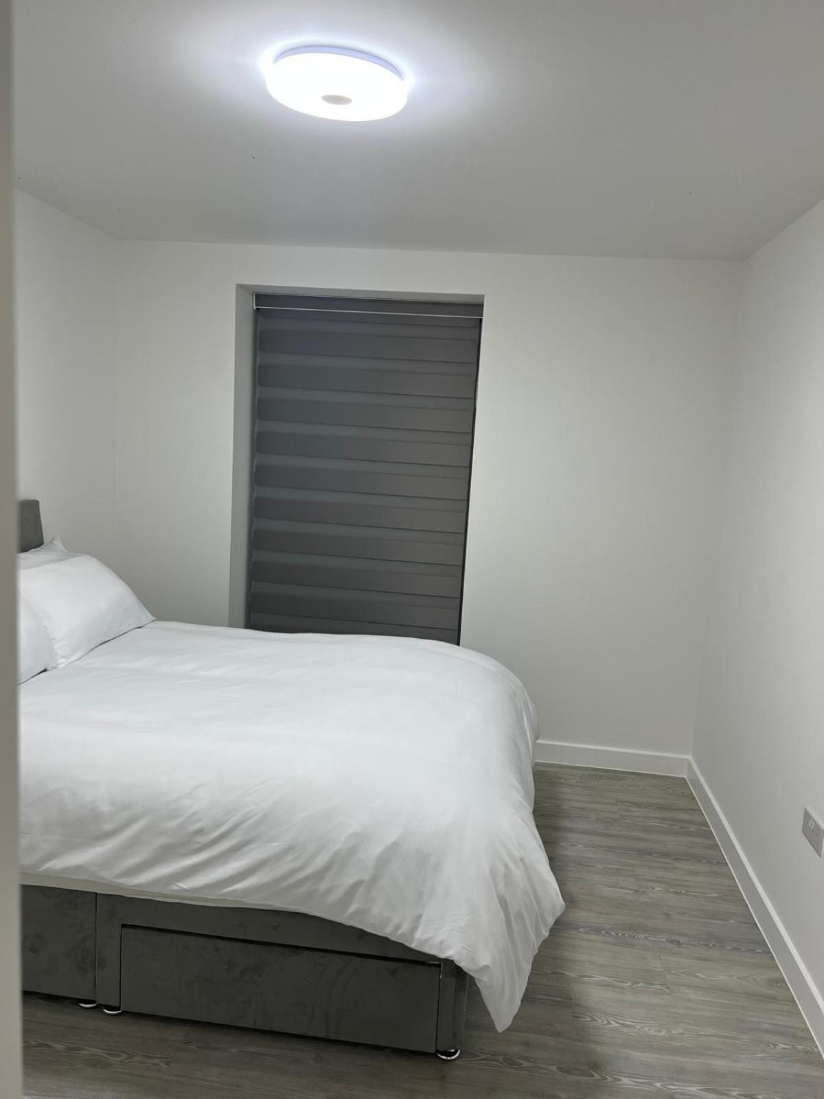 Serenity Waterfront 2 Bed Apartment Northfleet Екстериор снимка