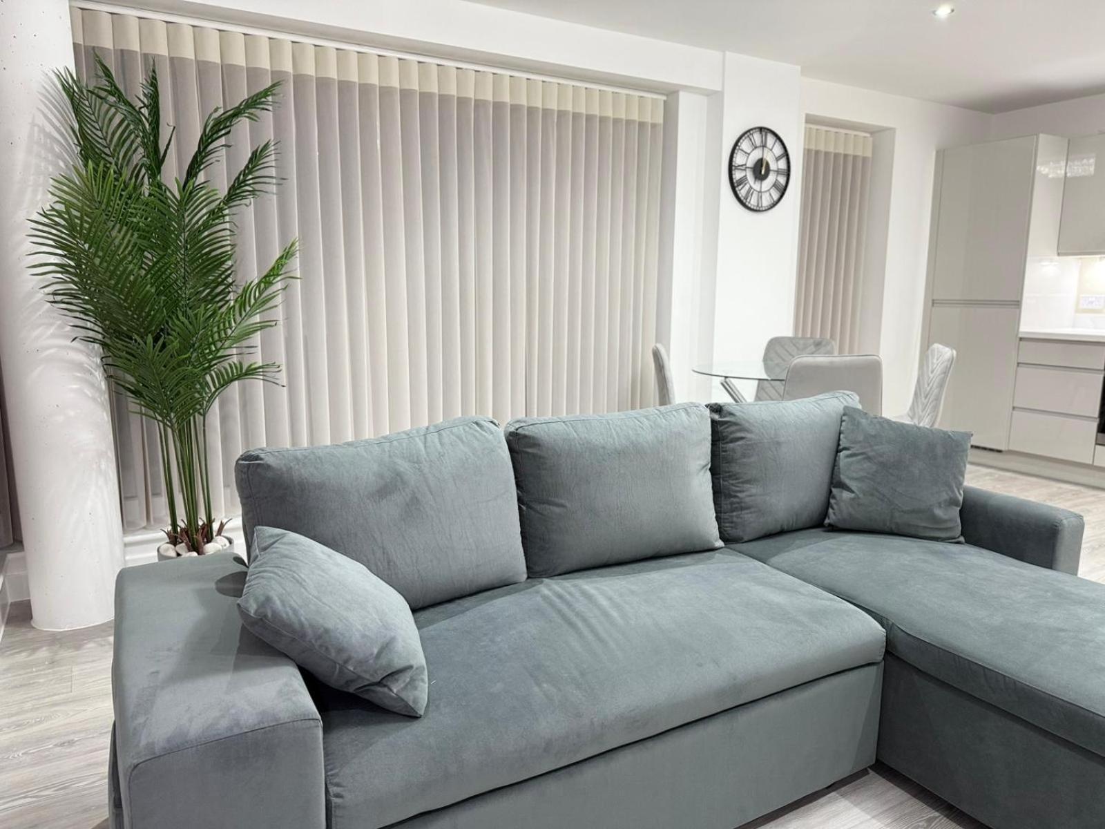Serenity Waterfront 2 Bed Apartment Northfleet Екстериор снимка