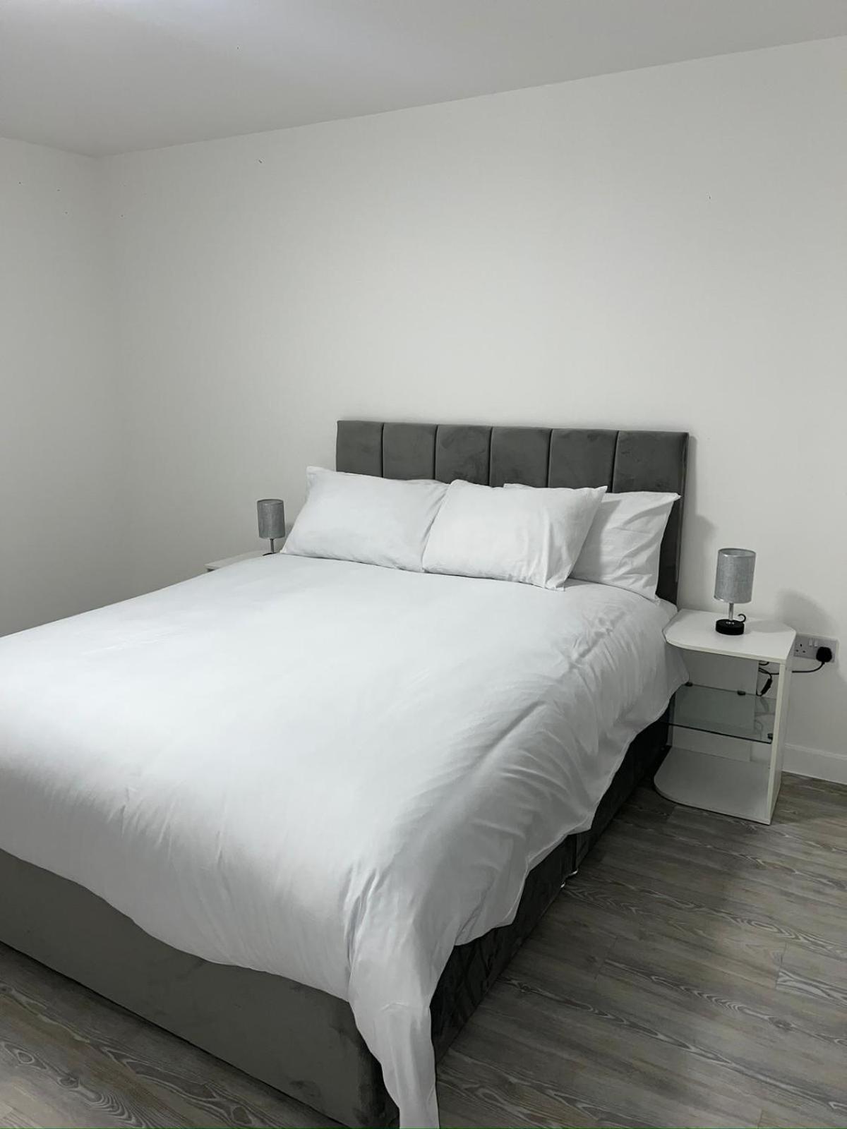 Serenity Waterfront 2 Bed Apartment Northfleet Екстериор снимка