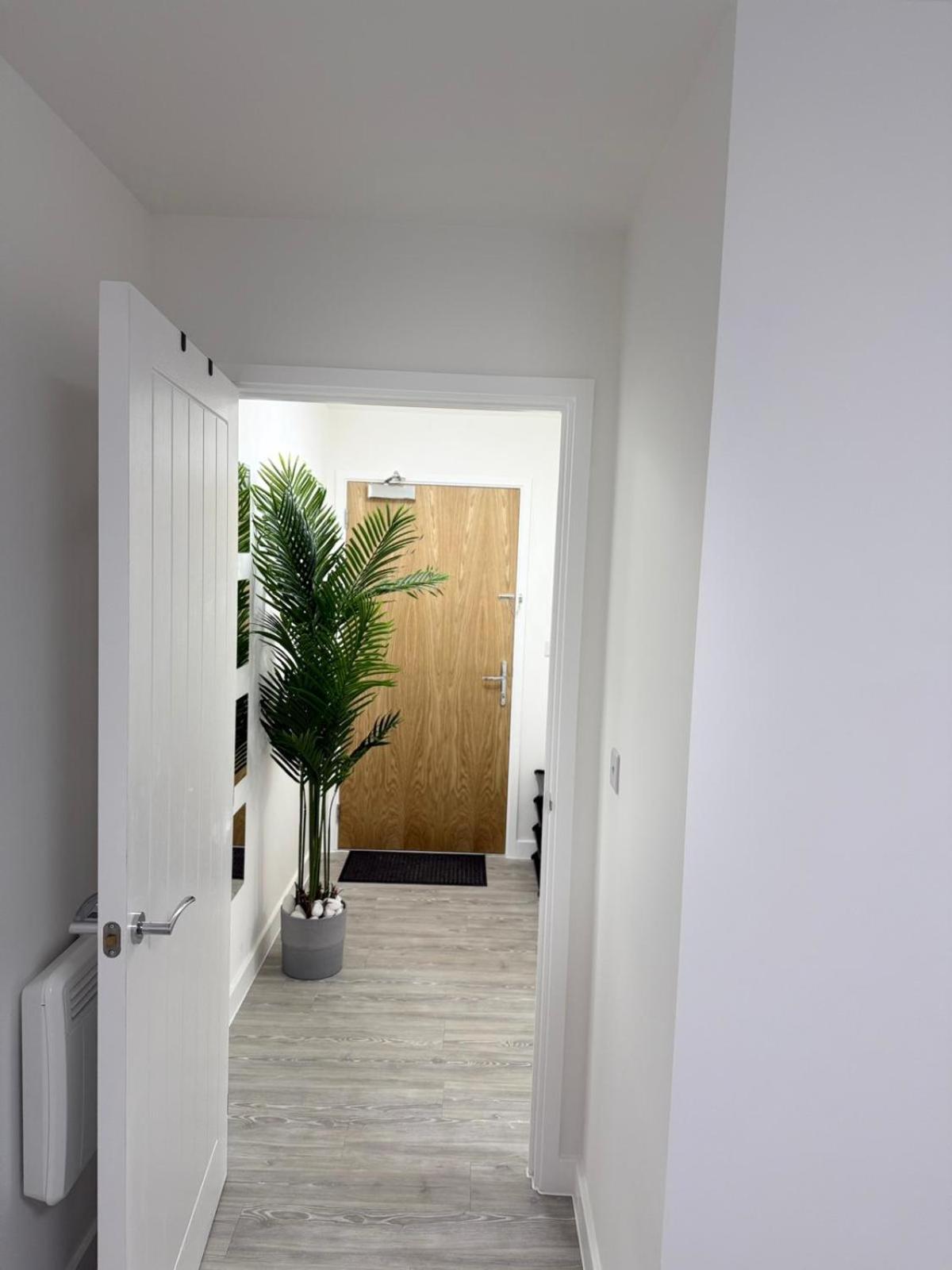 Serenity Waterfront 2 Bed Apartment Northfleet Екстериор снимка