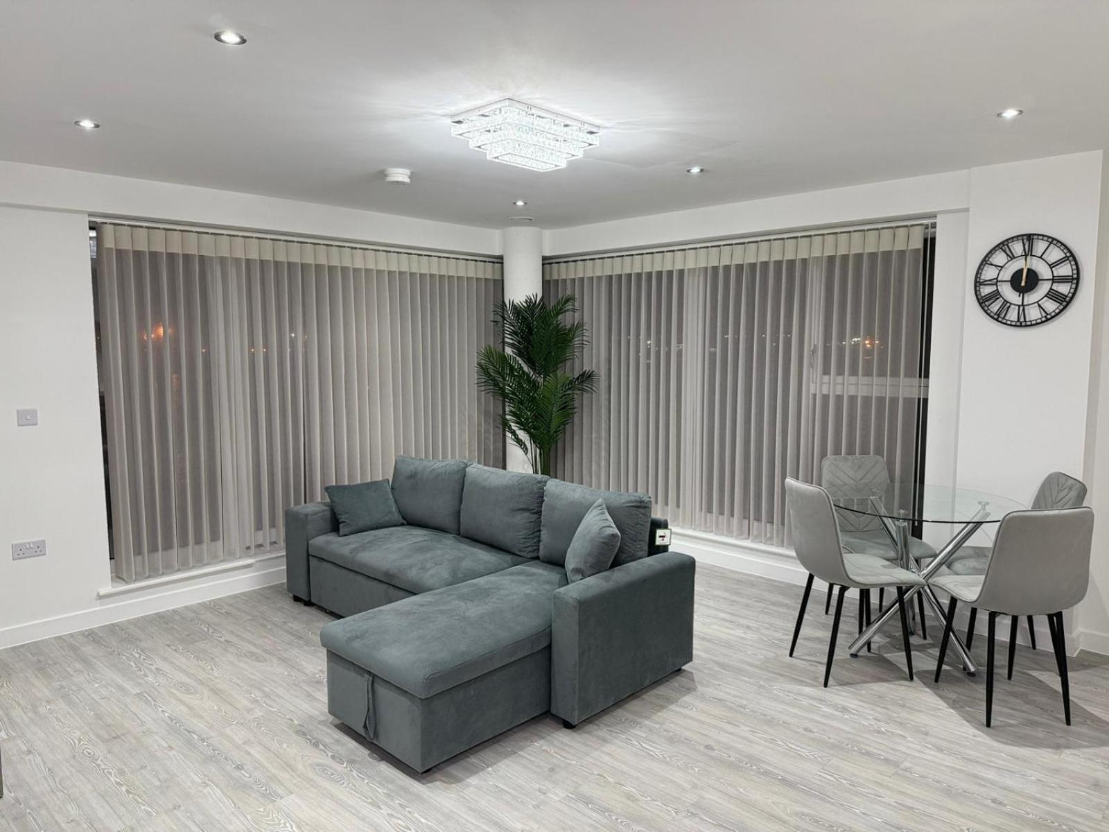 Serenity Waterfront 2 Bed Apartment Northfleet Екстериор снимка